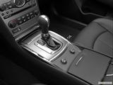  Gear shifter/center console photo